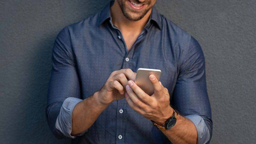 HOW AN ANTI-RADIATION PHONE CASE WORKS