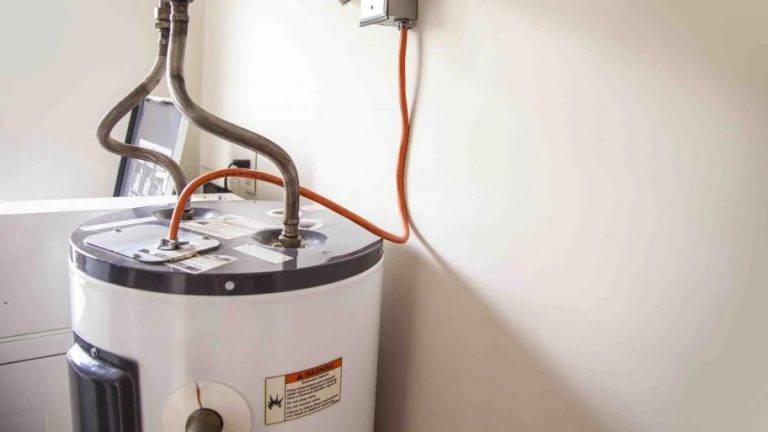 4 Signs it is Time to Repair or Replace Your Water Heater