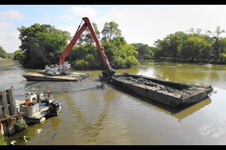 Dredge Workers Play an Important Role in the Clearing of Waterways
