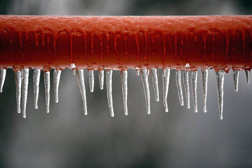 5 Tips to Prevent Frozen Pipes