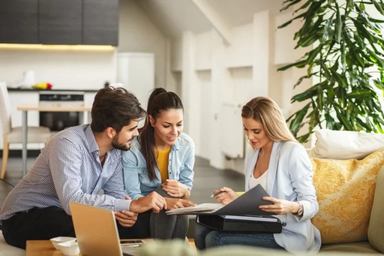4 Benefits of Having a Real Estate Team for Your Business