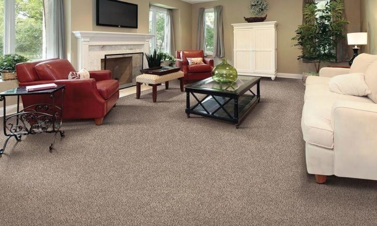 How to Choose the Perfect Wall-to-Wall Carpet for Your Home: Tips and Considerations