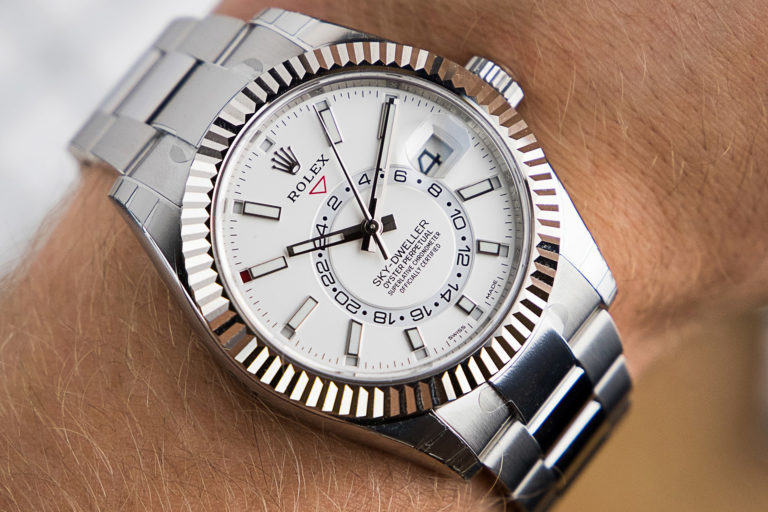 What benefits come with purchasing from an authorized Rolex retailer?