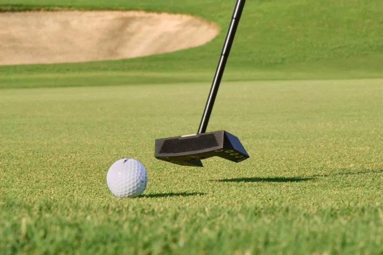 Enhancing Your Game: How to Choose the Perfect Golf Putter for Precision and Control