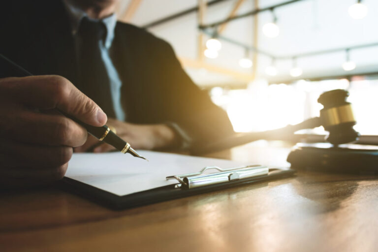 Experienced Truck Accident Lawyer Serving Clients in Long Beach, California